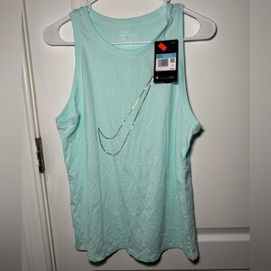 BNWT Nike Dri-FIT Women’s Training Tank Top Size Medium